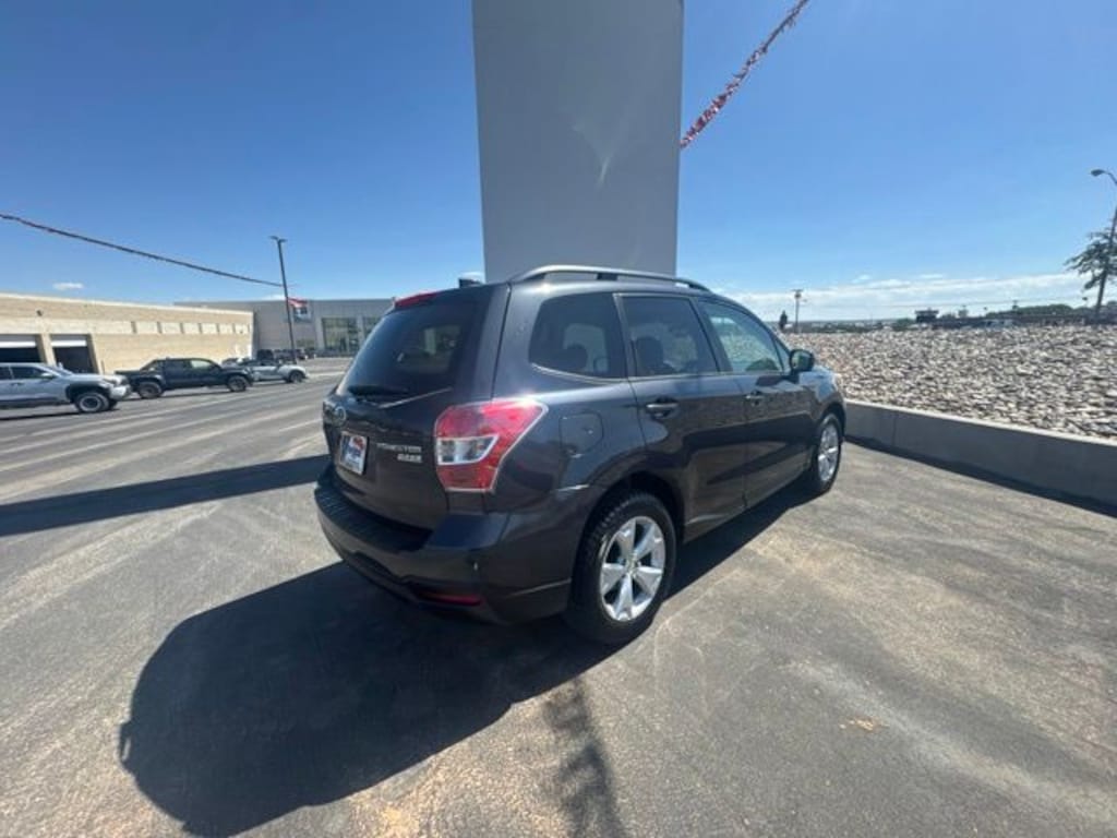 Used 2016 Subaru Forester 2.5i Premium SUV