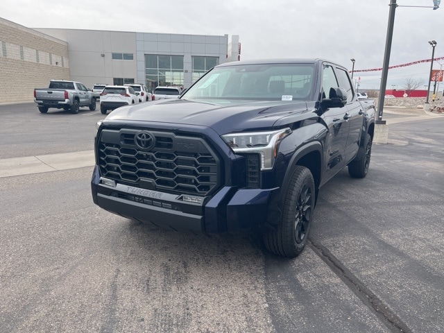 2026 Toyota Tundra Limited's photo