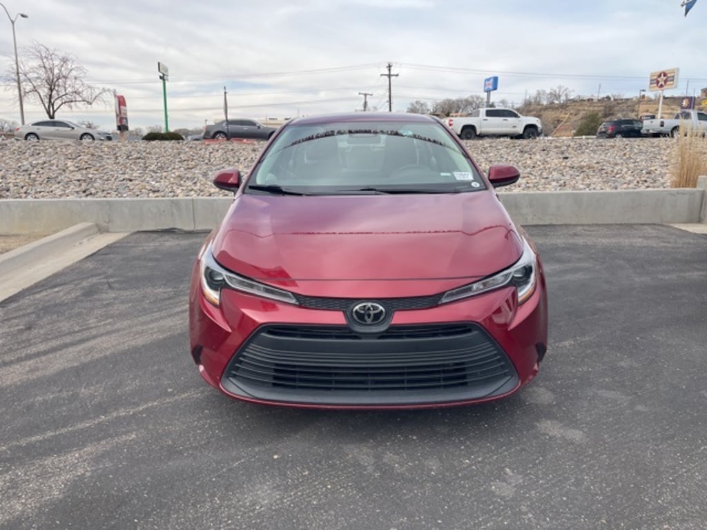Used 2023 Toyota Corolla LE Sedan