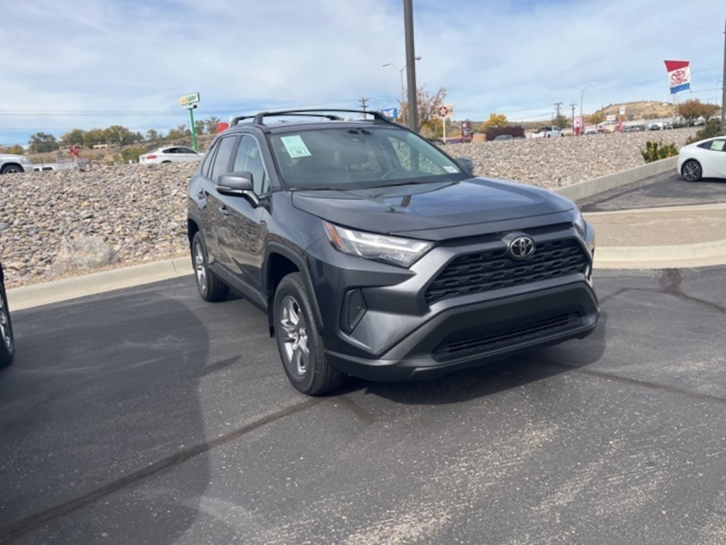 New 2025 Toyota RAV4 XLE XLE AWD SUV