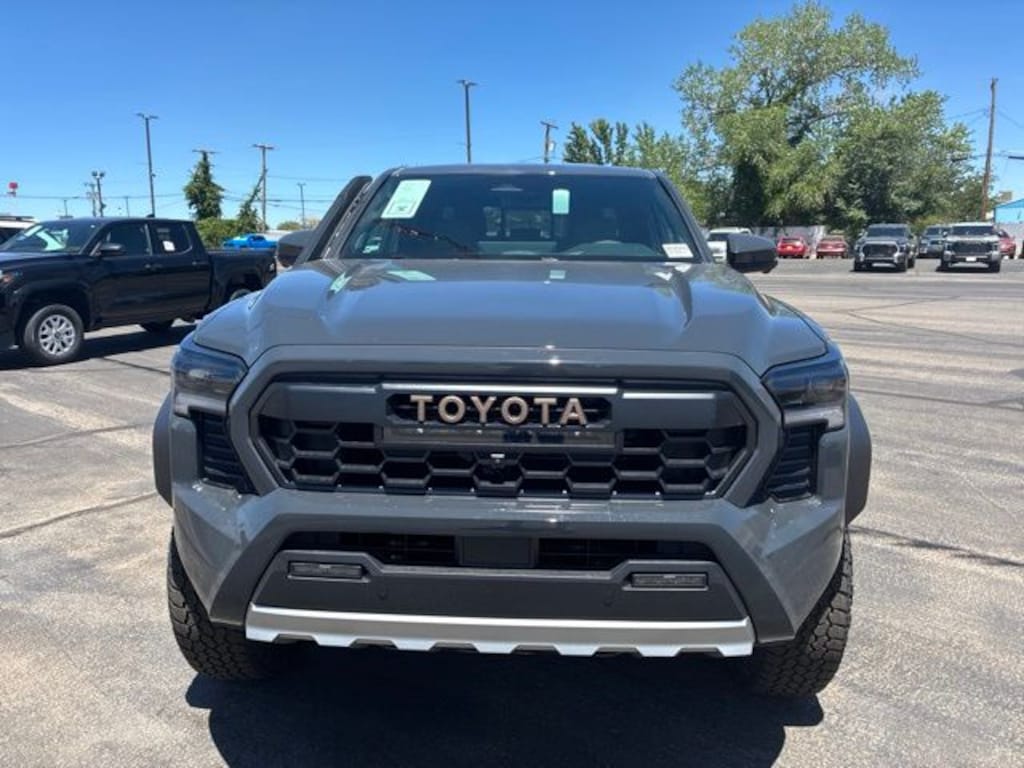 New 2026 Toyota Tacoma i-FORCE MAX Trailhunter 4X4 DOUBLE CAB HV
