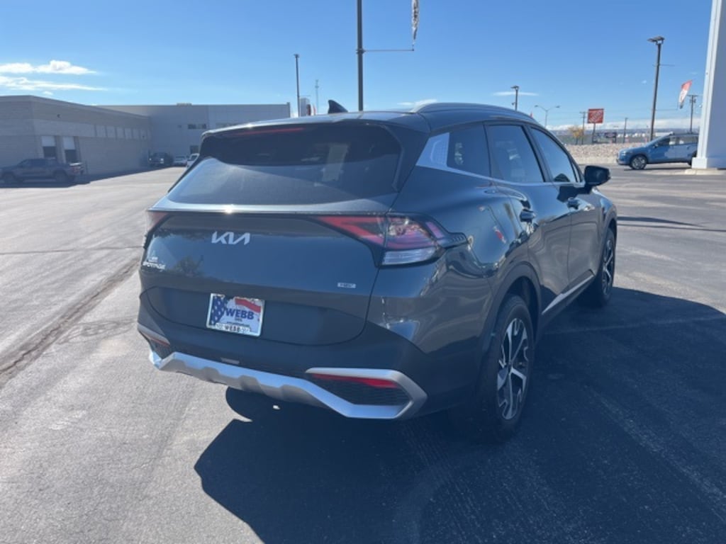 Used 2023 Kia Sportage Hybrid EX SUV