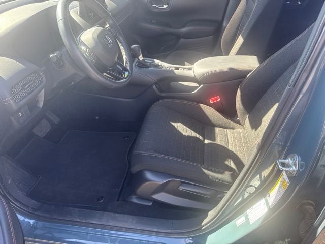 2025 Honda HR-V Sport - Photo 10