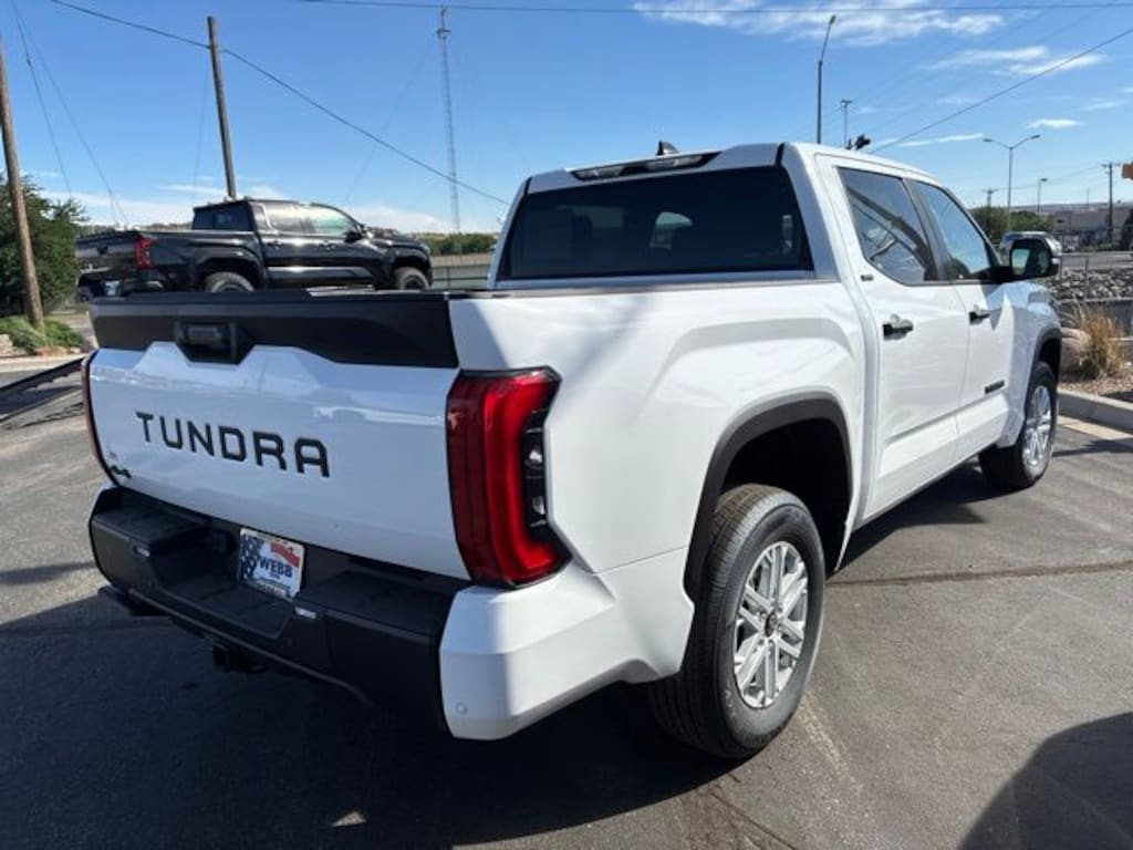 New 2026 Toyota Tundra SR5 SR5 CREWMAX 5.5