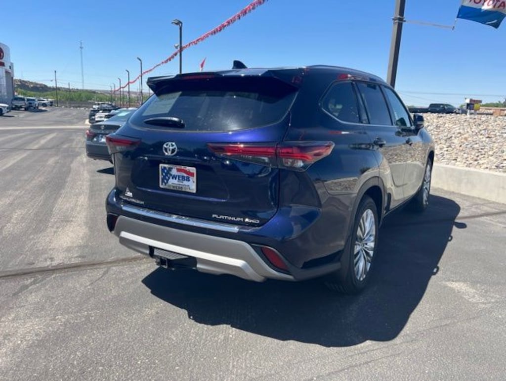New 2026 Toyota Highlander Platinum PLATINUM AWD
