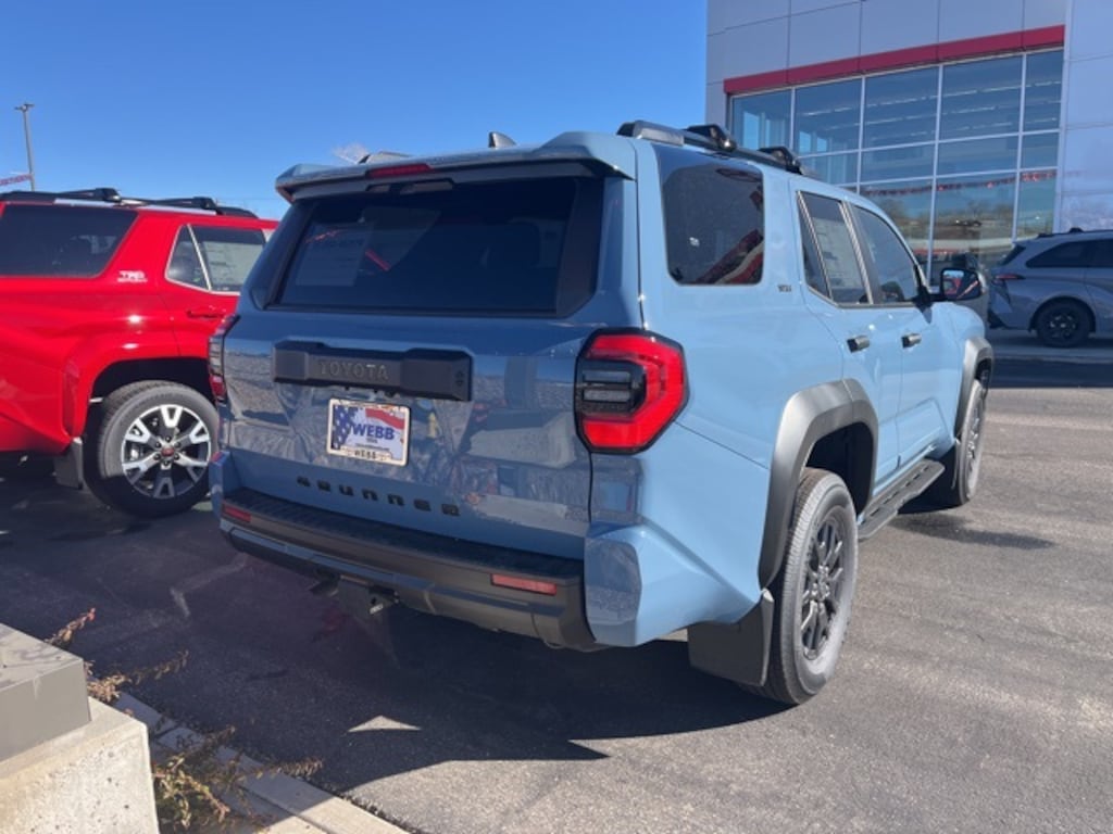 New 2025 Toyota 4Runner SR5 4WD SR5