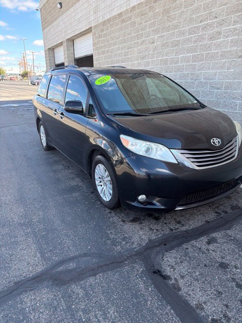 Used 2015 Toyota Sienna XLE Premium with VIN 5TDYK3DC0FS682967 for sale in Farmington, NM