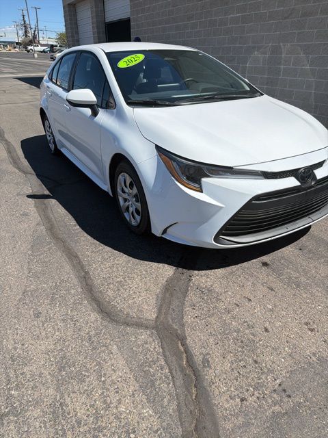 2025 Toyota Corolla LE
