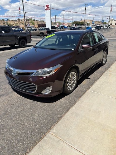 2013 Toyota Avalon Hybrid Limited Sedan