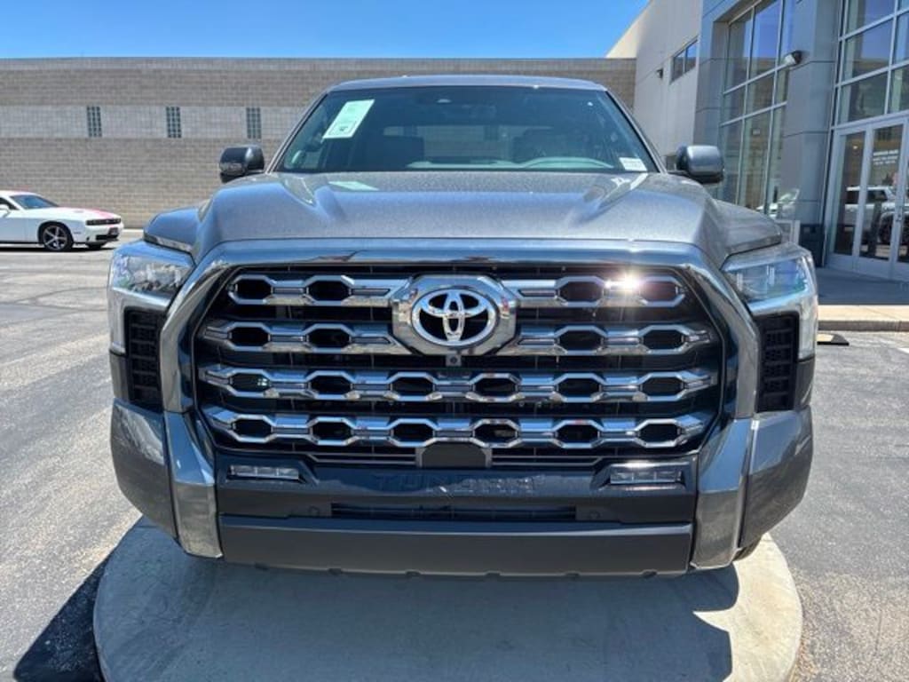 New 2026 Toyota Tundra i-FORCE MAX Platinum PLATINUM CREWMAX 5.5