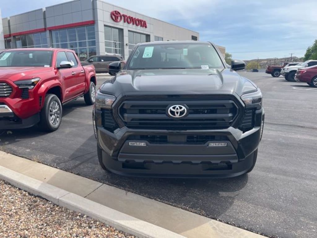 New 2026 Toyota Tacoma SR5 4X4 DOUBLE CAB