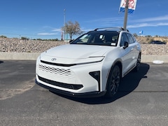 2025 Toyota Crown Signia Limited LIMITED