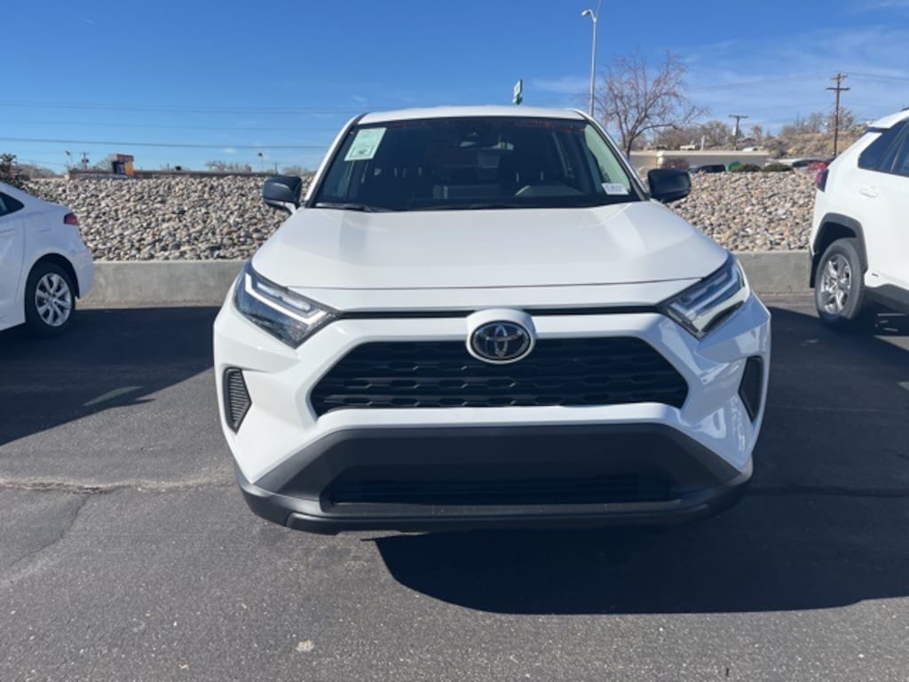 New 2025 Toyota RAV4 LE LE FWD SUV