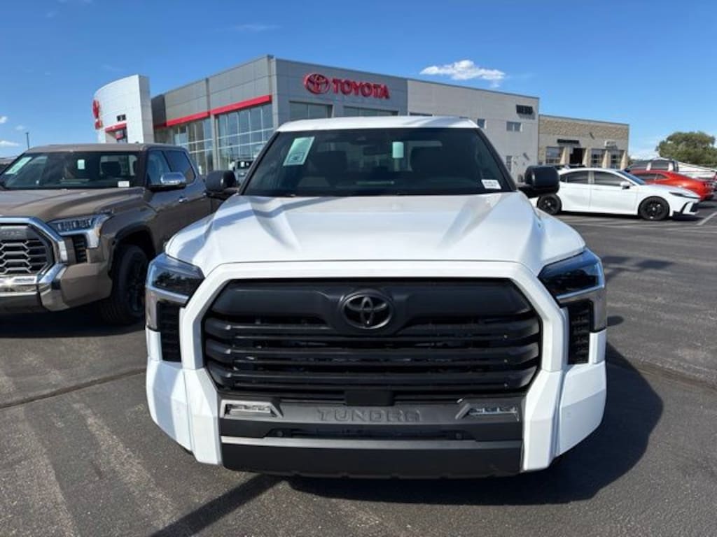 New 2026 Toyota Tundra SR5 SR5 CREWMAX 5.5