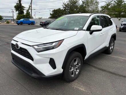2025 Toyota RAV4 Hybrid XLE SUV