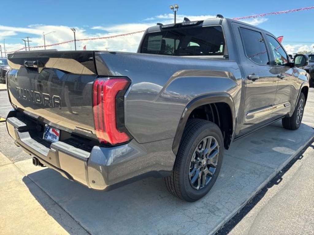 New 2026 Toyota Tundra i-FORCE MAX Platinum PLATINUM CREWMAX 5.5