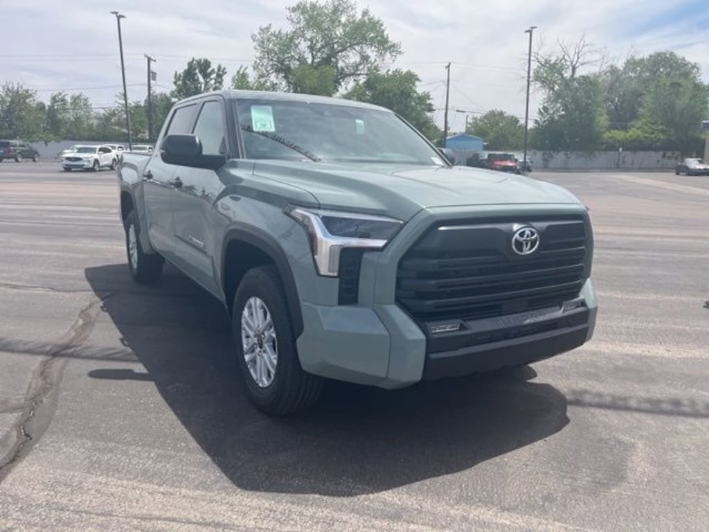 New 2026 Toyota Tundra SR5 SR5 CREWMAX 5.5