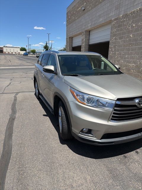 Used 2016 Toyota Highlander Limited with VIN 5TDDKRFH2GS328797 for sale in Farmington, NM