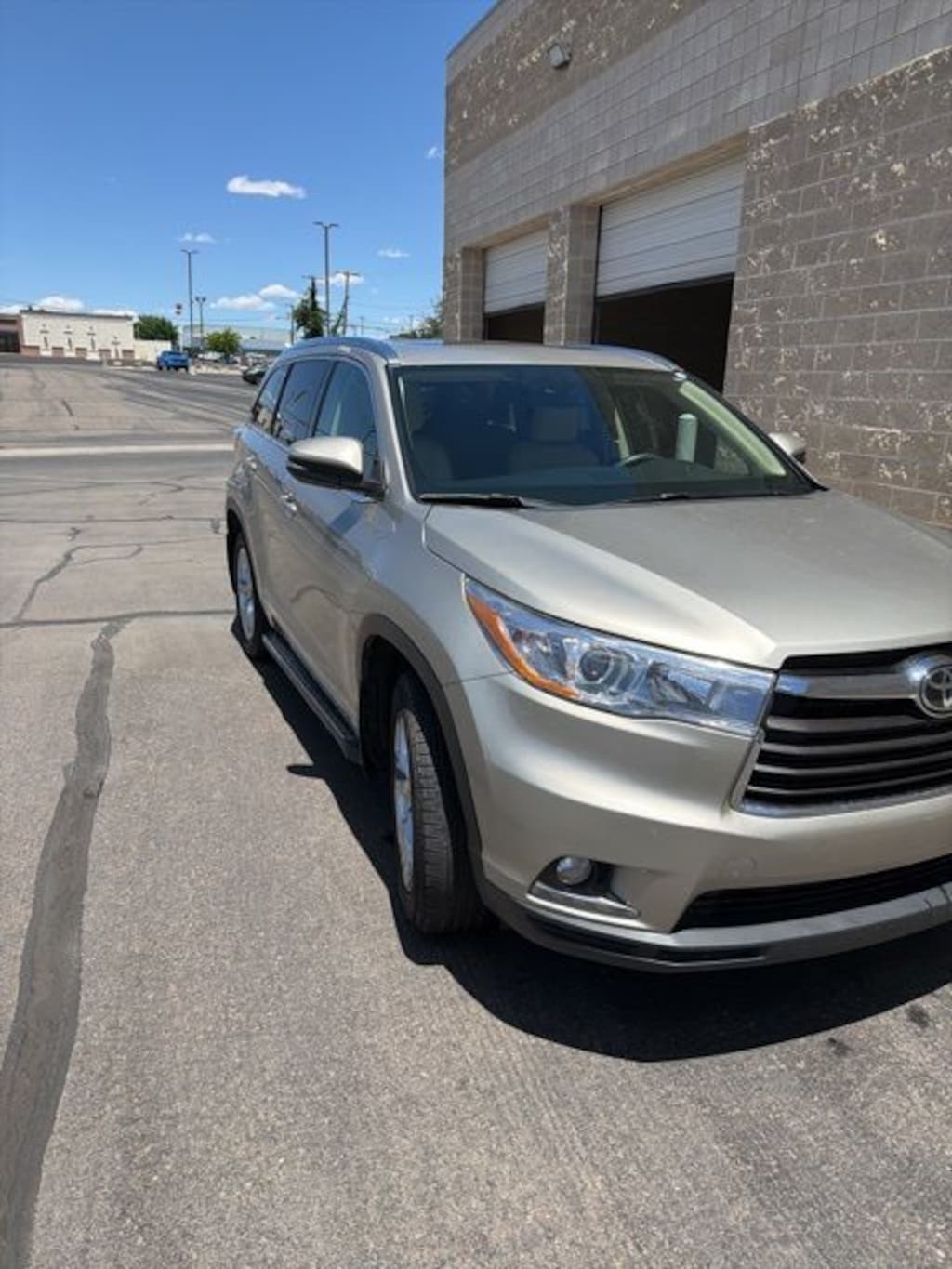 Used 2016 Toyota Highlander SUV
