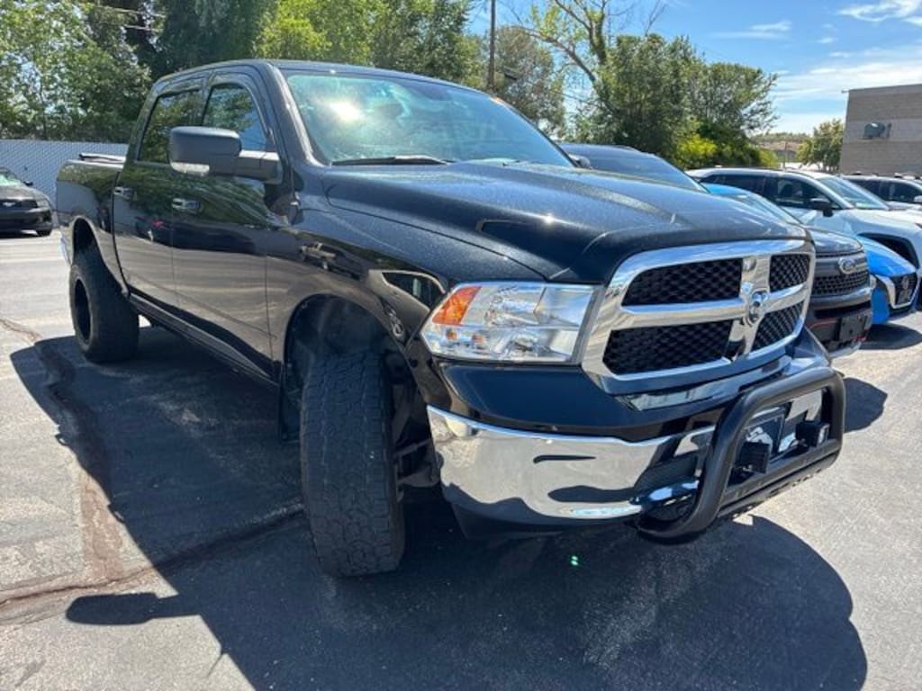 Used 2020 Ram 1500 Classic SLT Truck Crew Cab