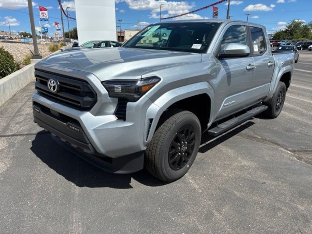 New 2026 Toyota Tacoma SR5 4X4 DOUBLE CAB