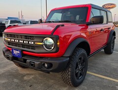 2024 Ford Bronco Black Diamond SUV