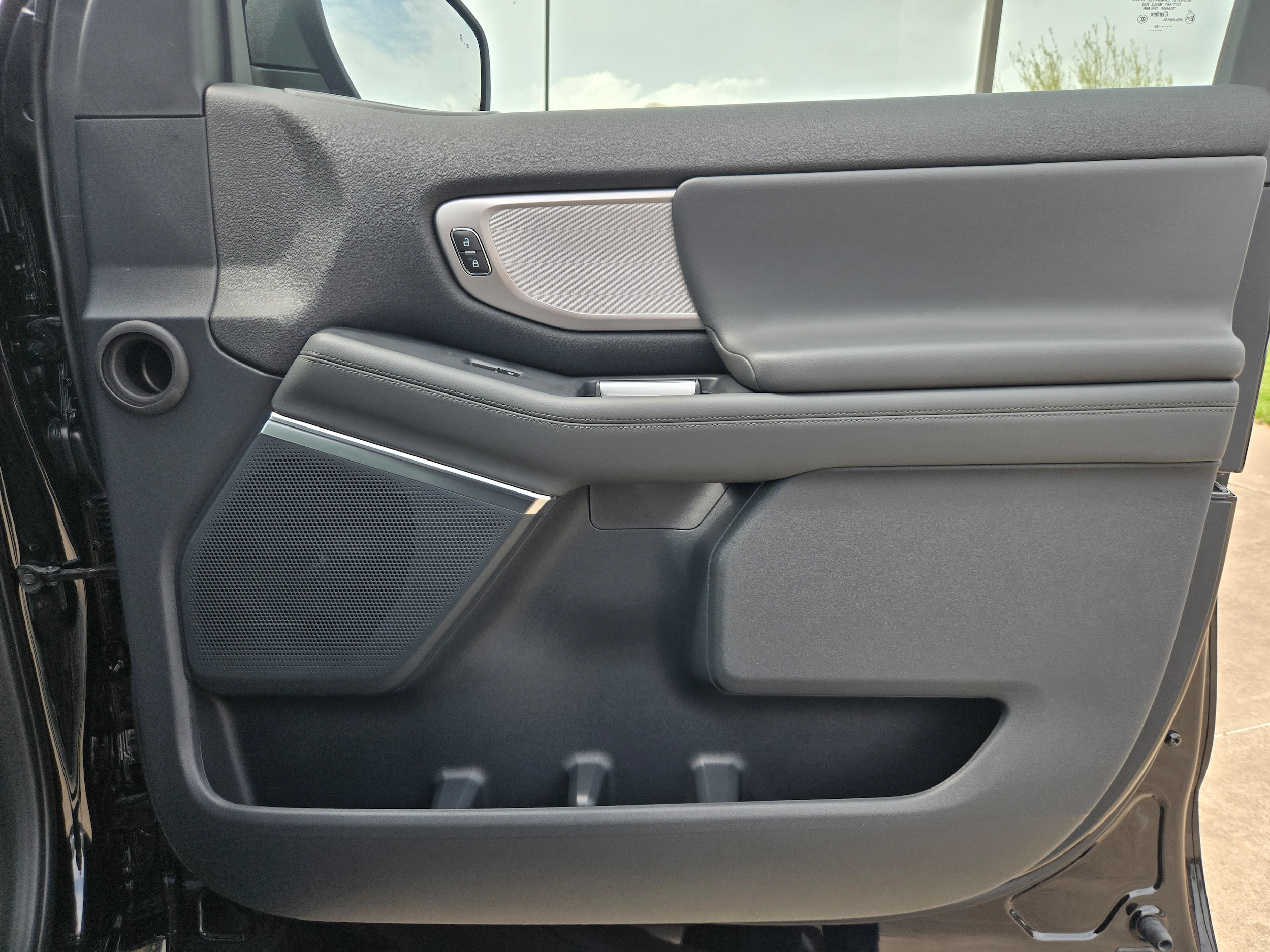 2026 Ford Expedition Active - Photo 16