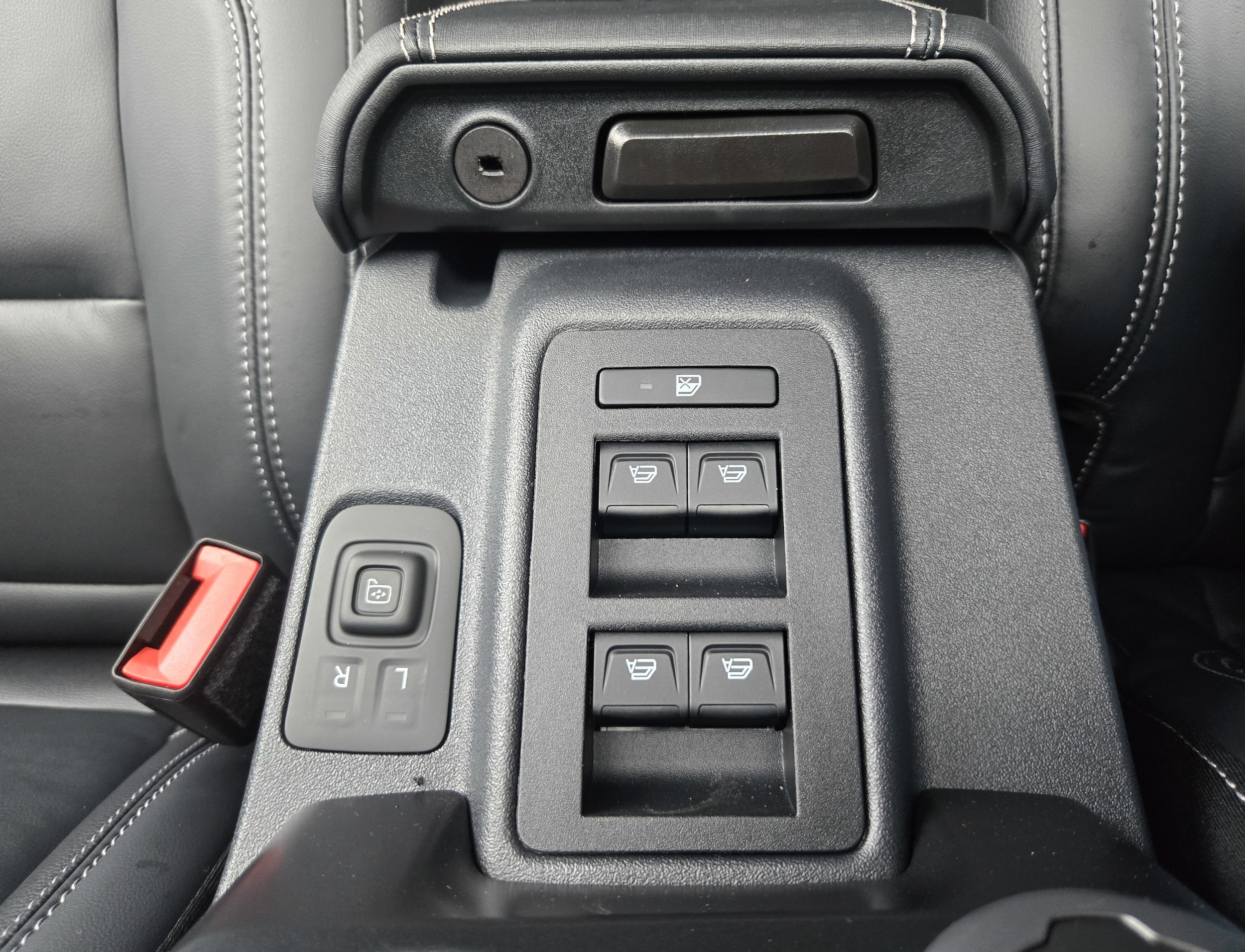 2025 Ford Bronco 4-Door Outer Banks - Photo 31