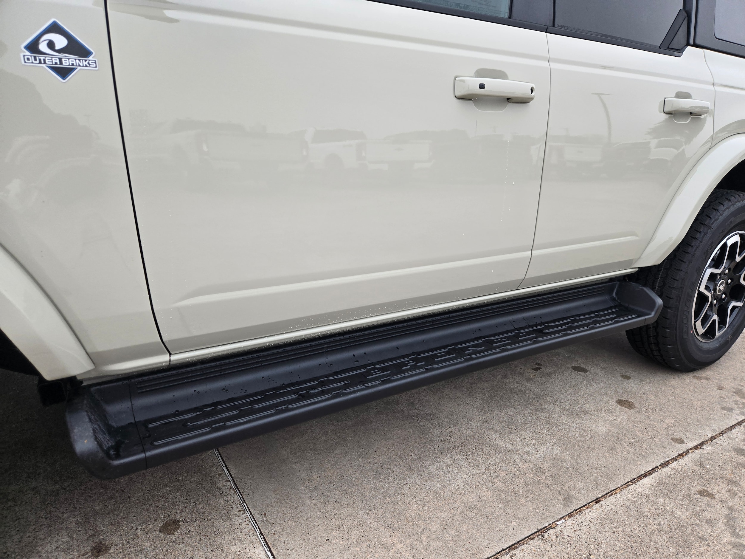 2025 Ford Bronco 4-Door Outer Banks - Photo 9