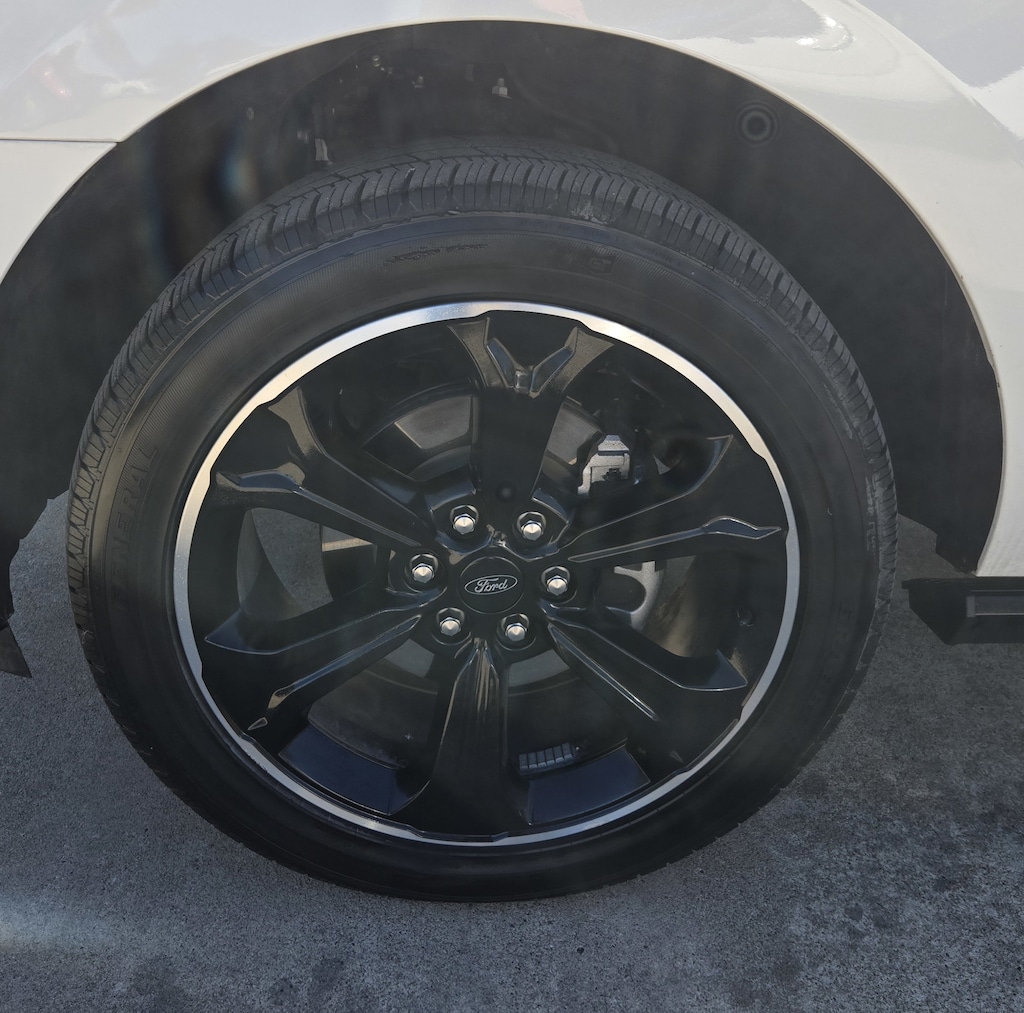 2024 Ford Expedition MAX photo 3