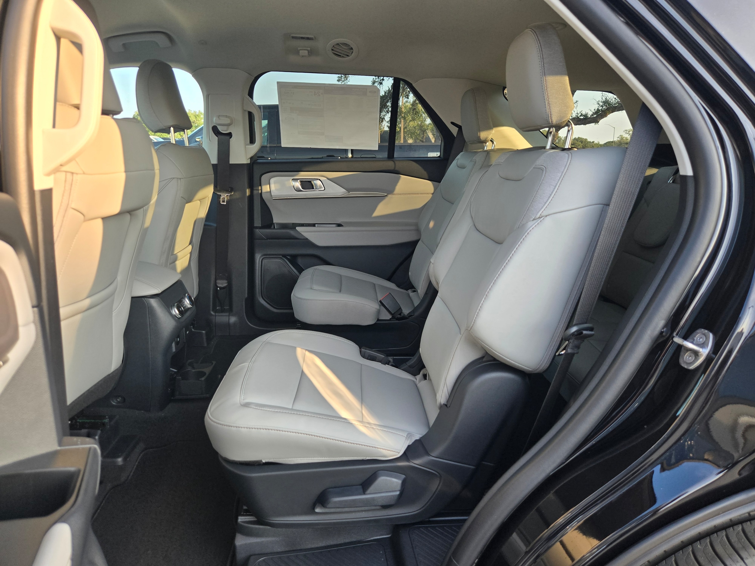 2026 Ford Explorer Active - Photo 19