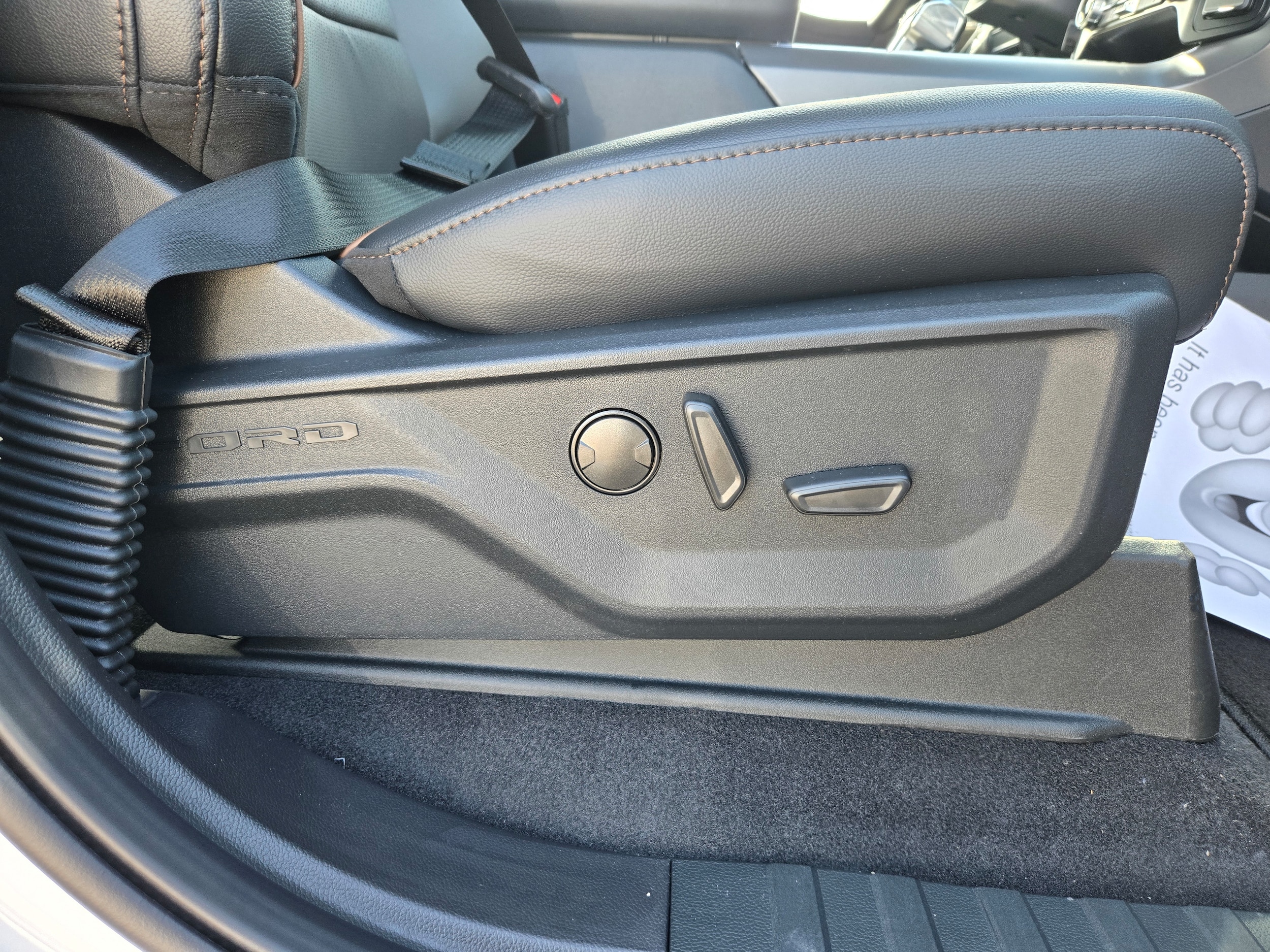 2025 Ford F-150 Lariat - Photo 16