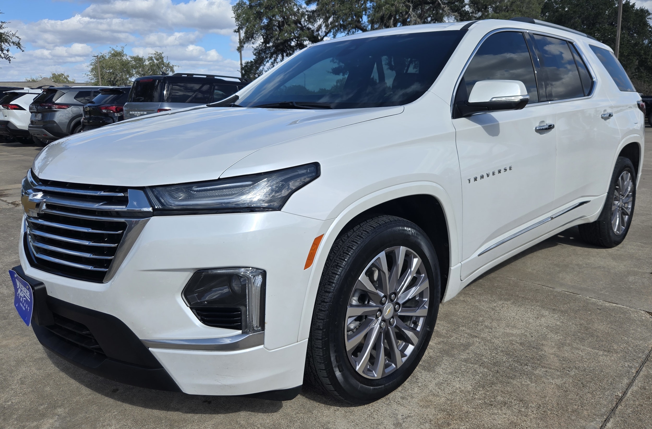 2023 Chevrolet Traverse Premier