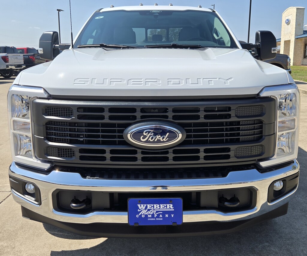 2026 Ford F-350 XL photo 2