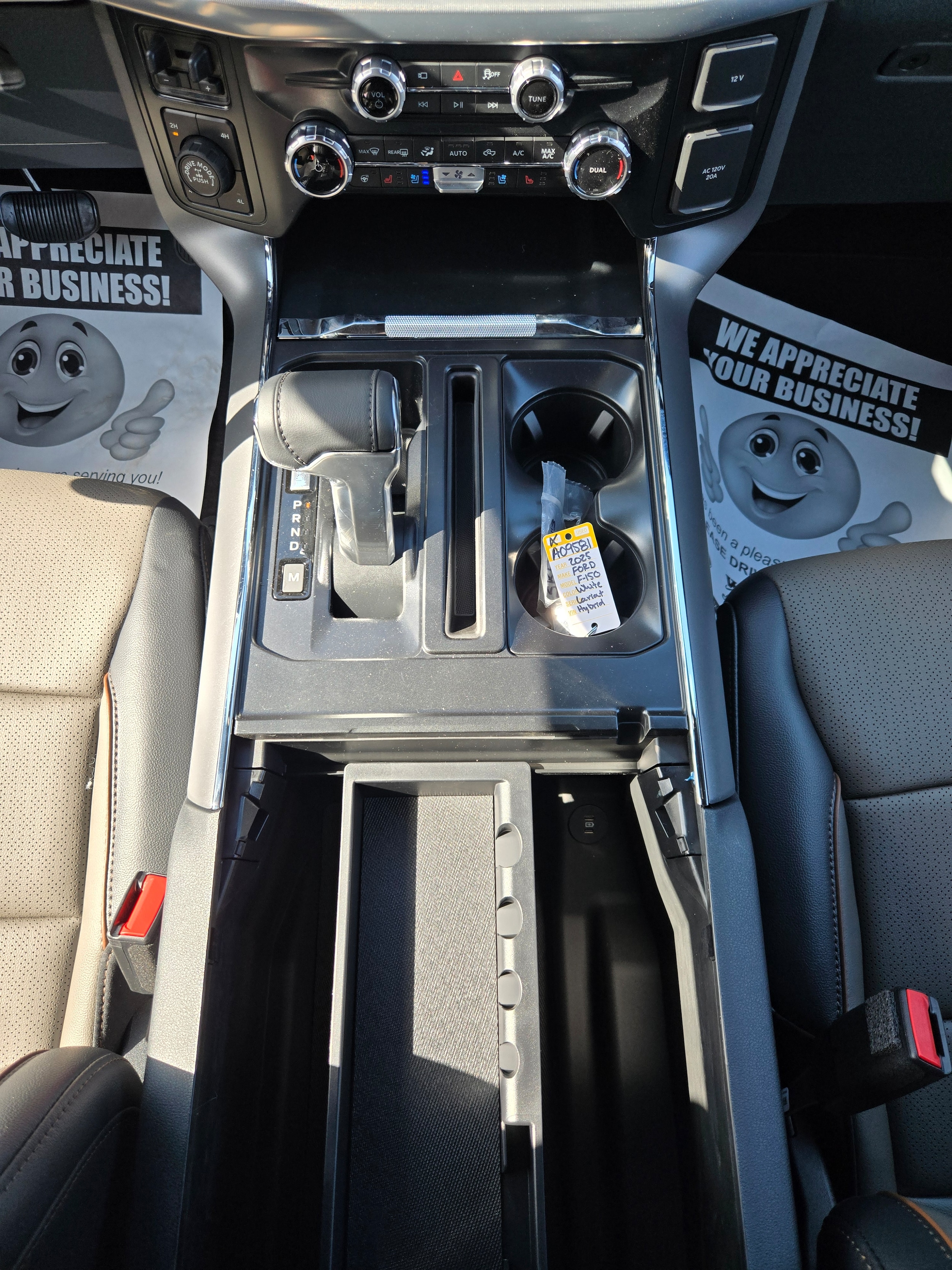 2025 Ford F-150 Lariat - Photo 24