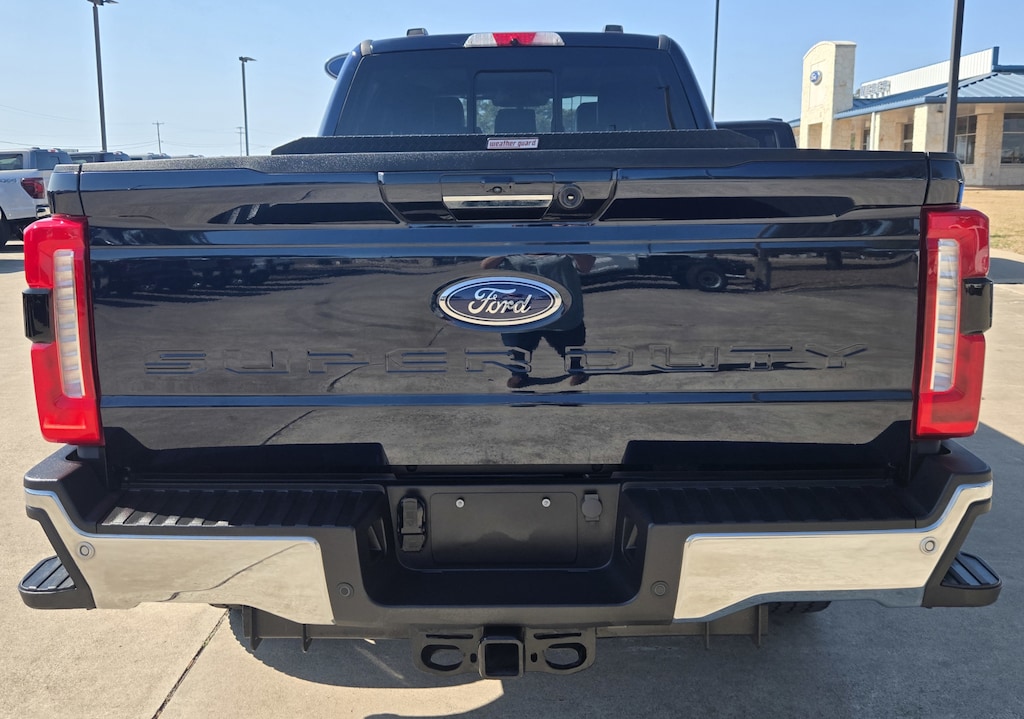 2024 Ford F-250 Lariat photo 3