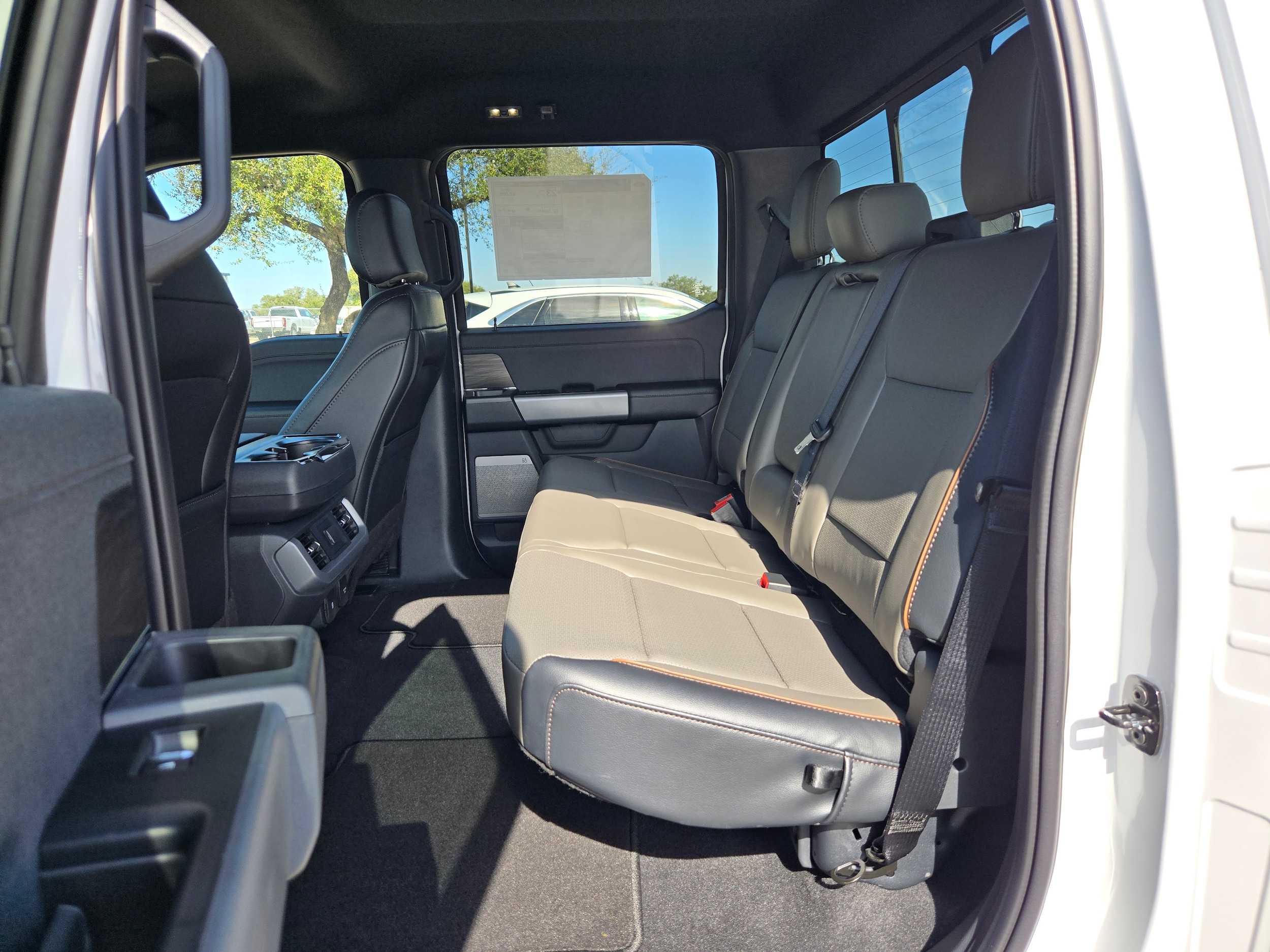 2025 Ford F-150 Lariat - Photo 19