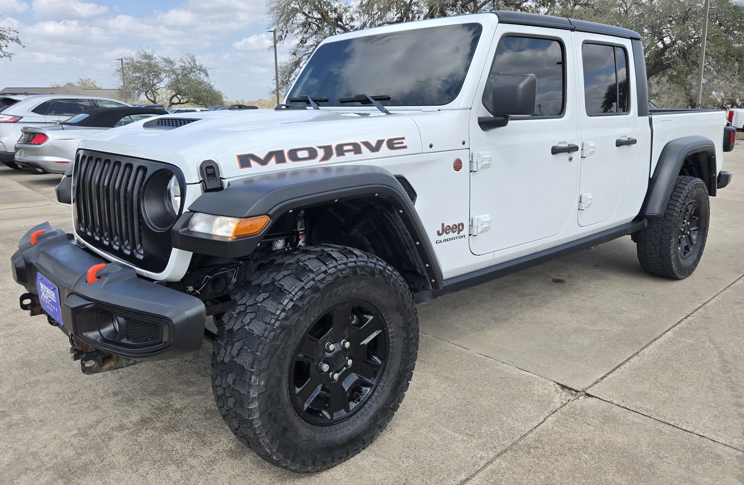 2022 Jeep Gladiator Mojave's photo