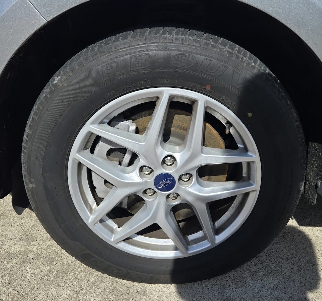 2024 Ford Edge SEL photo 4