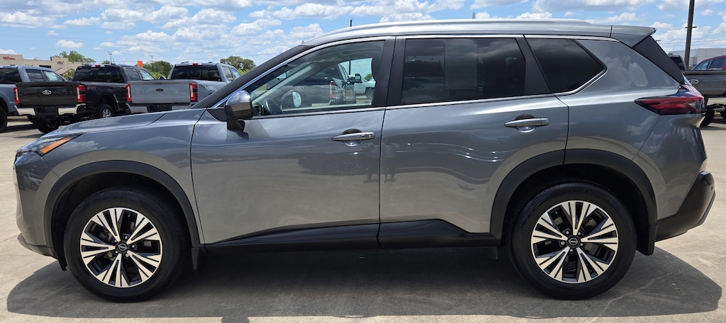 Used 2023 Nissan Rogue SV SUV