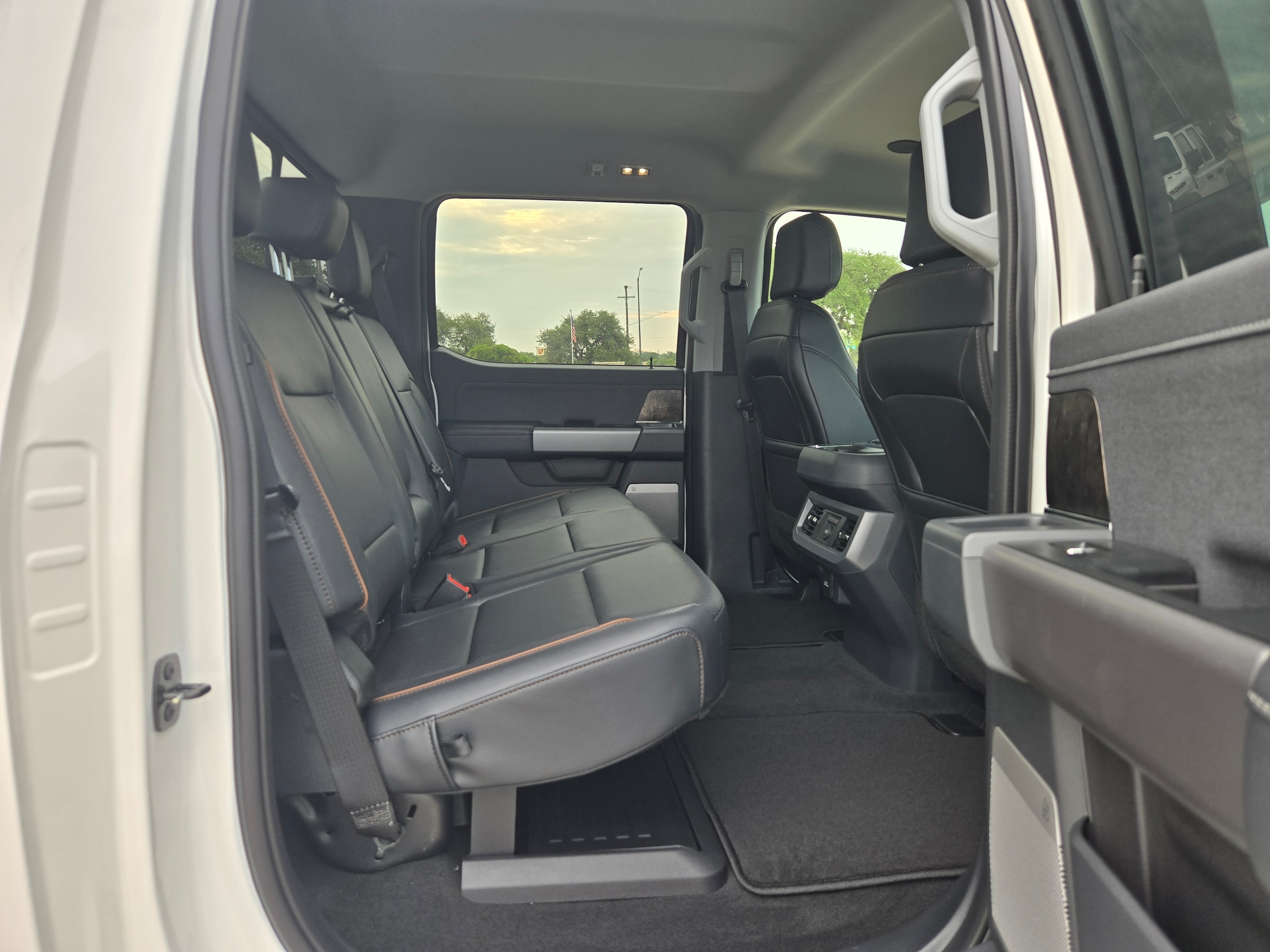 2025 Ford F-250 Super Duty Lariat - Photo 17