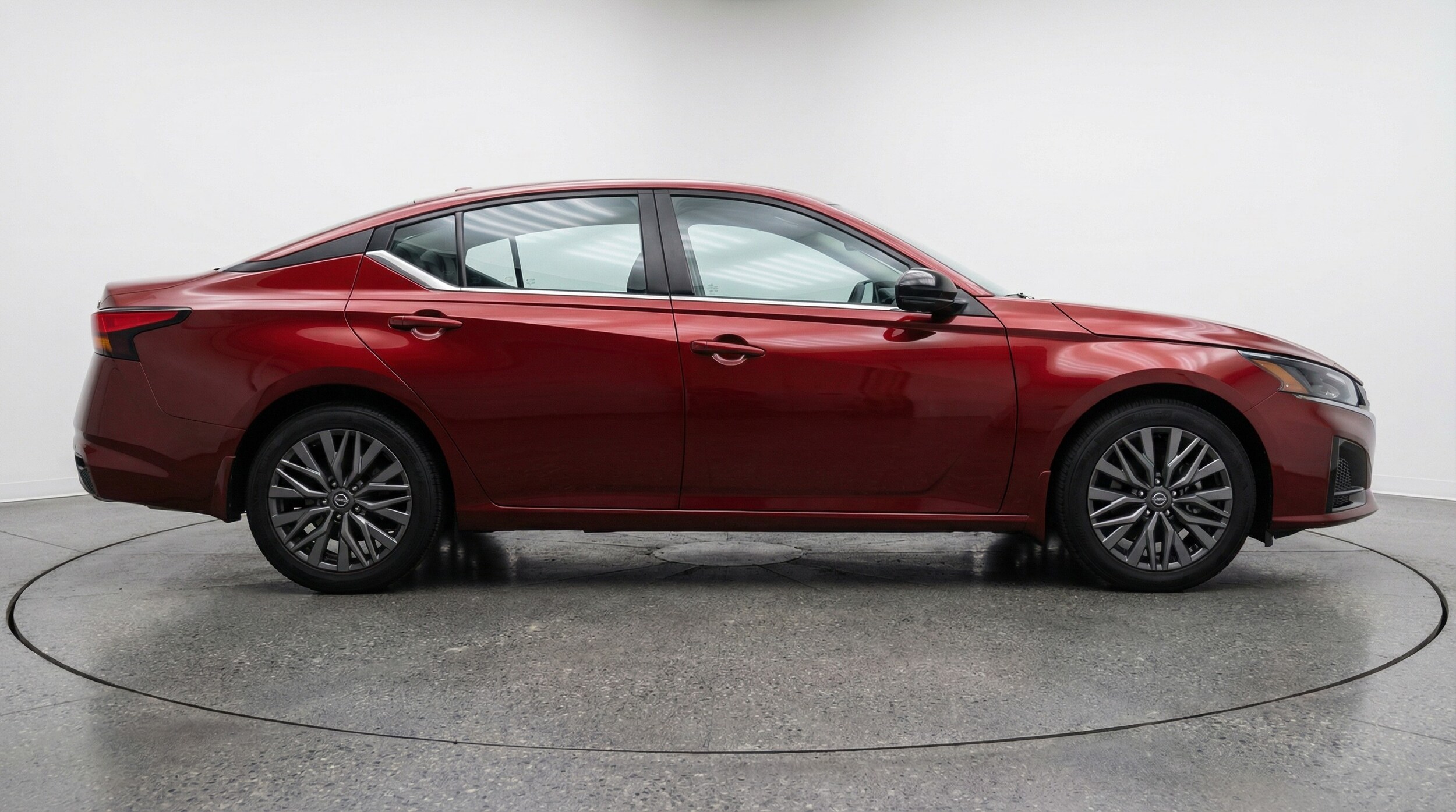 Thumbnail: 2025 Nissan Altima - 8