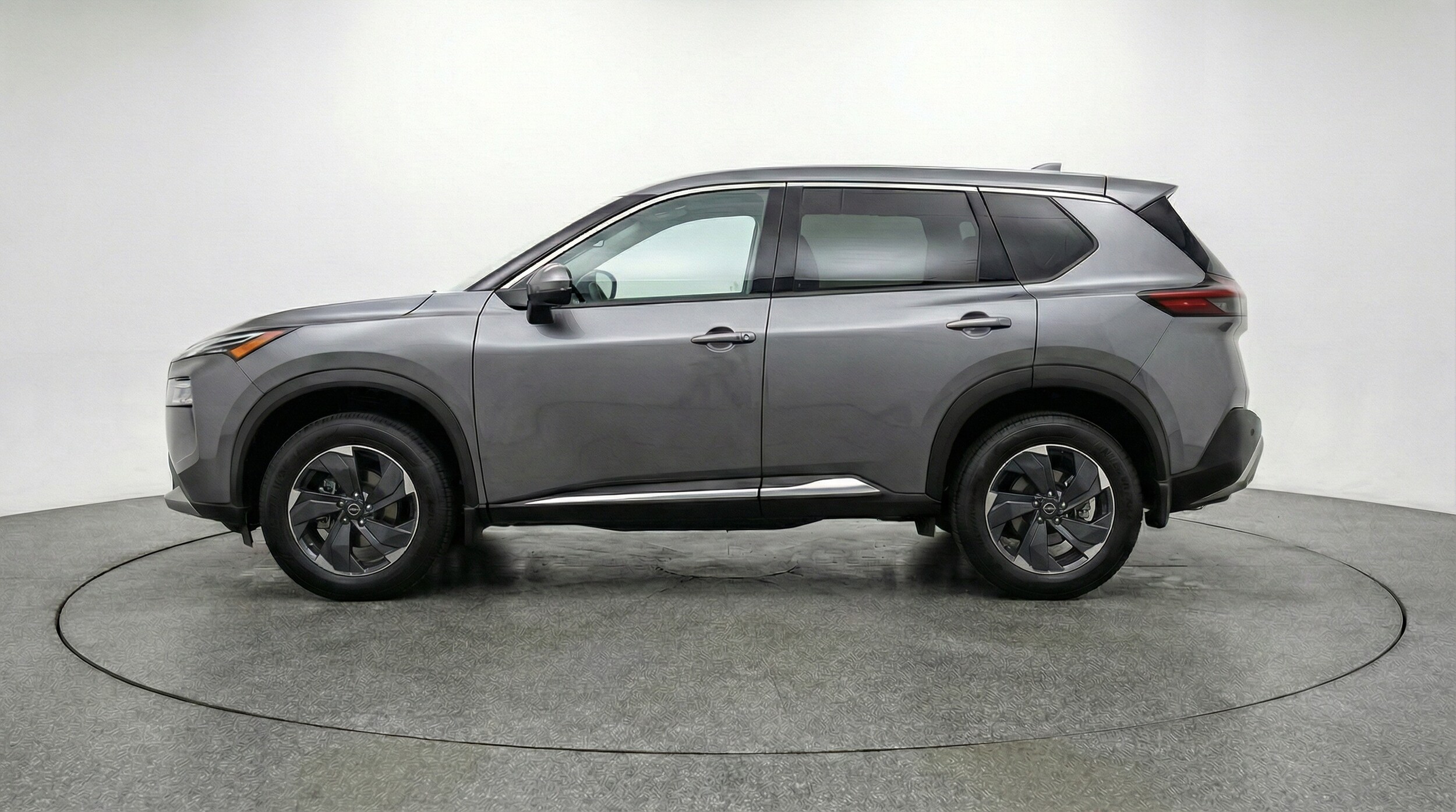 Thumbnail: 2025 Nissan Rogue - 4