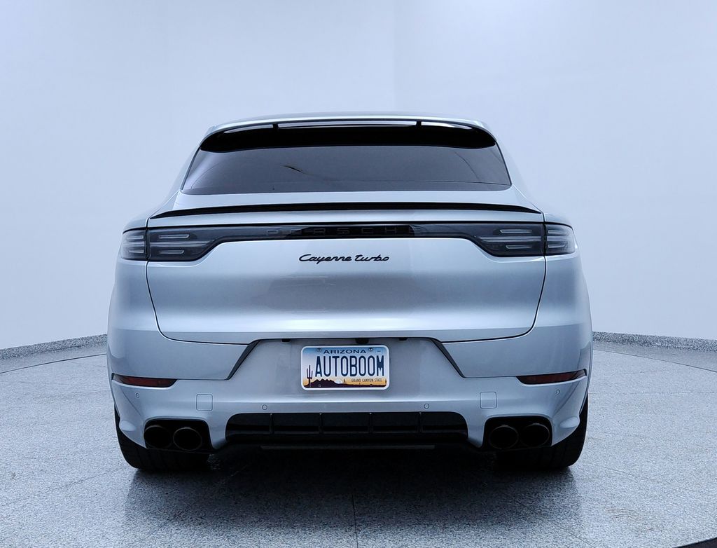 2021 Porsche Cayenne Turbo Coupe photo 4