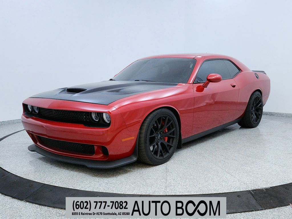 2016 Dodge Challenger SRT's photo