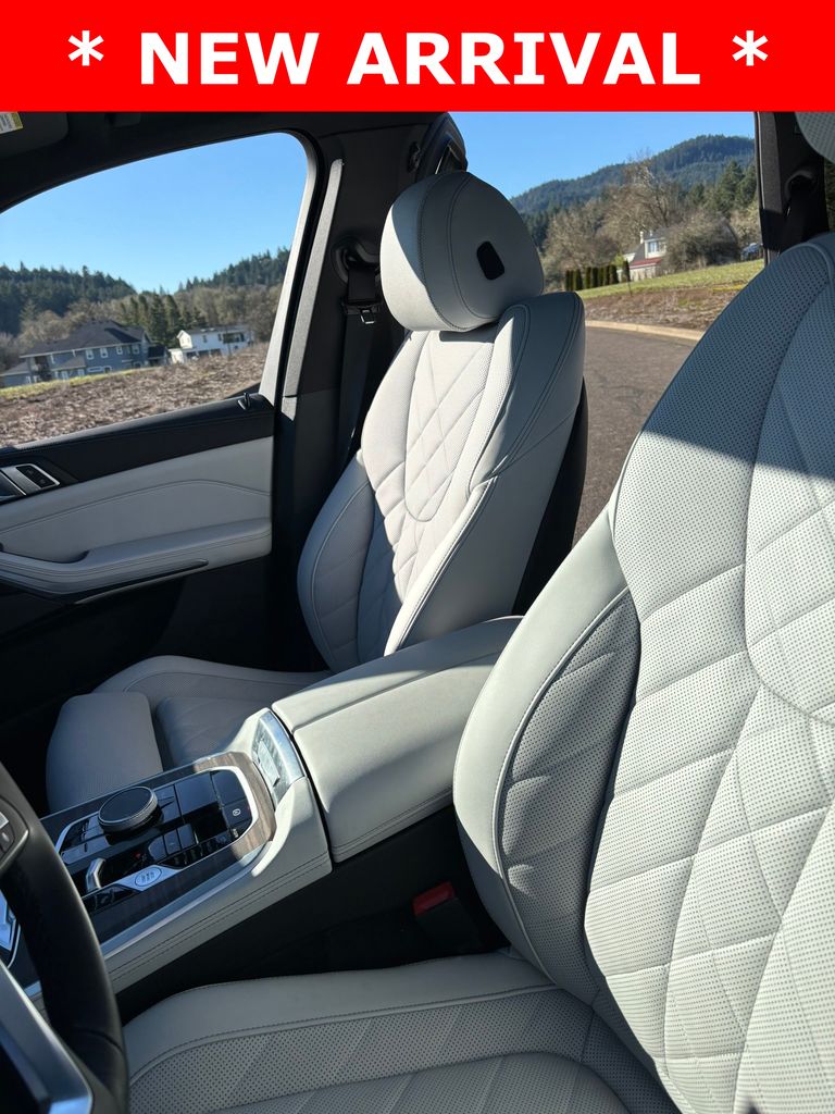 2025 BMW X5 40i - Photo 28