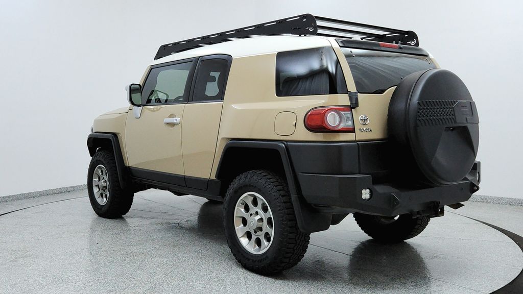 2013 Toyota FJ Cruiser Base photo 3