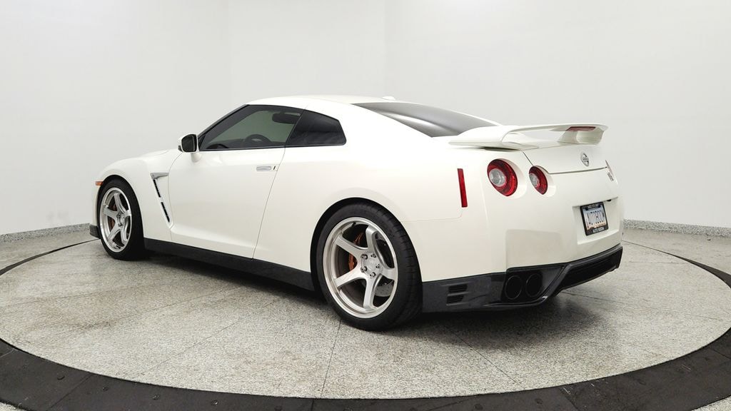 Used 2016 Nissan GT-R Premium Coupe