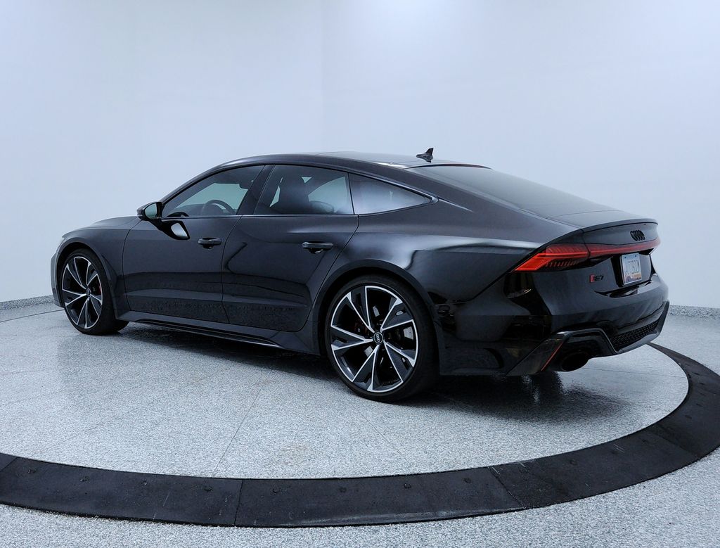 2021 Audi RS 7 photo 3