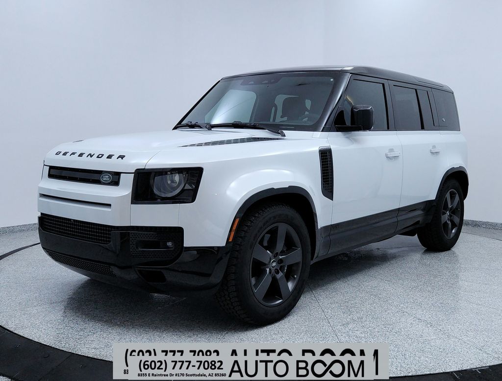 2023 Land Rover Defender V8